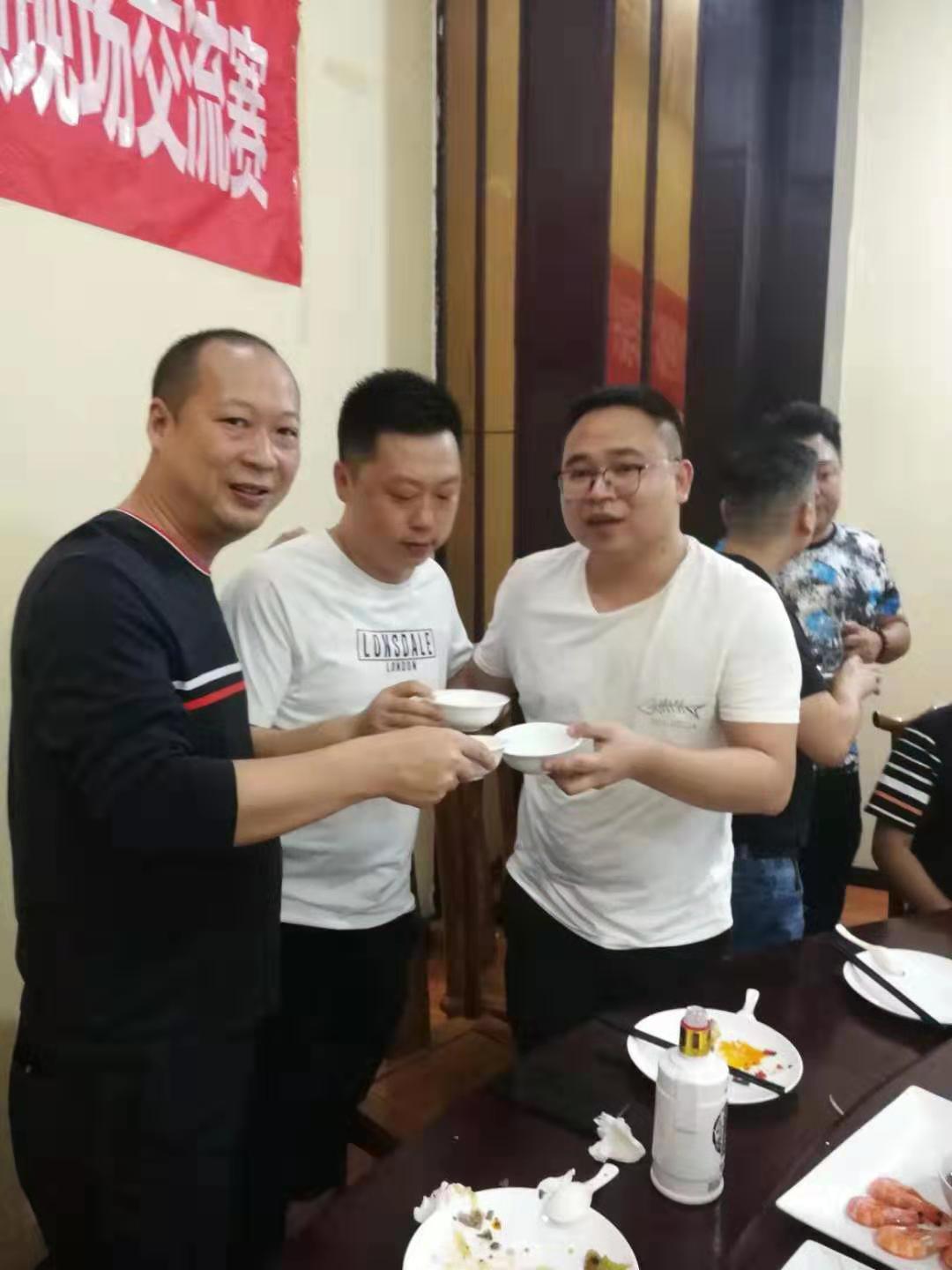 刘老者+戏子+寂寞